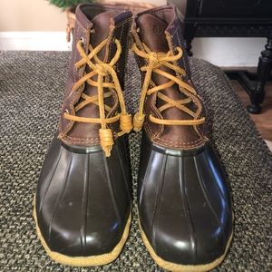 Sperry boots
